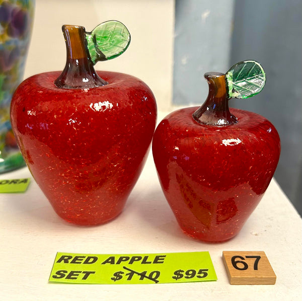 #67 {DISCOUNTED} Red Apple Set- 04/17/2024