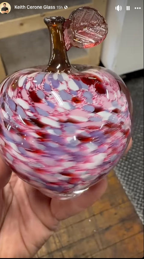 Sweetheart Apple from Facebook story