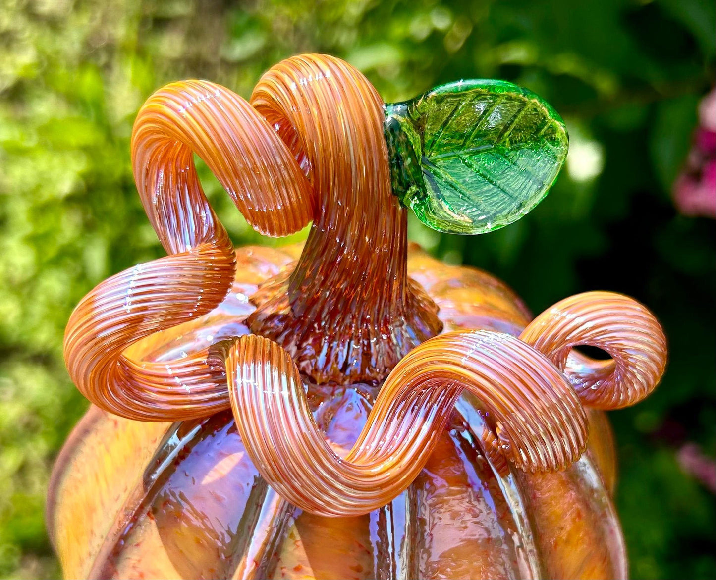 NEW DESIGN!!! BUTTERSCOTCH with Green Leaf Glass Pumpkin Gift and Centerpiece