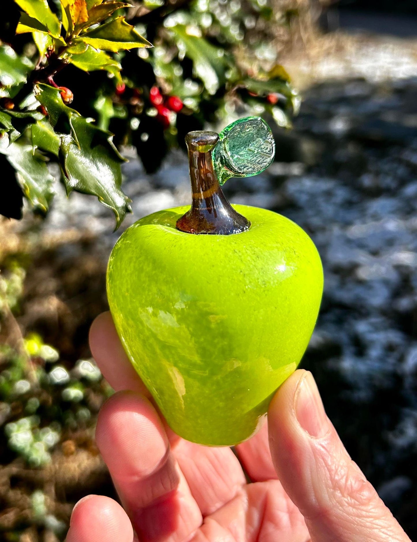 Granny Apple Glass Apple