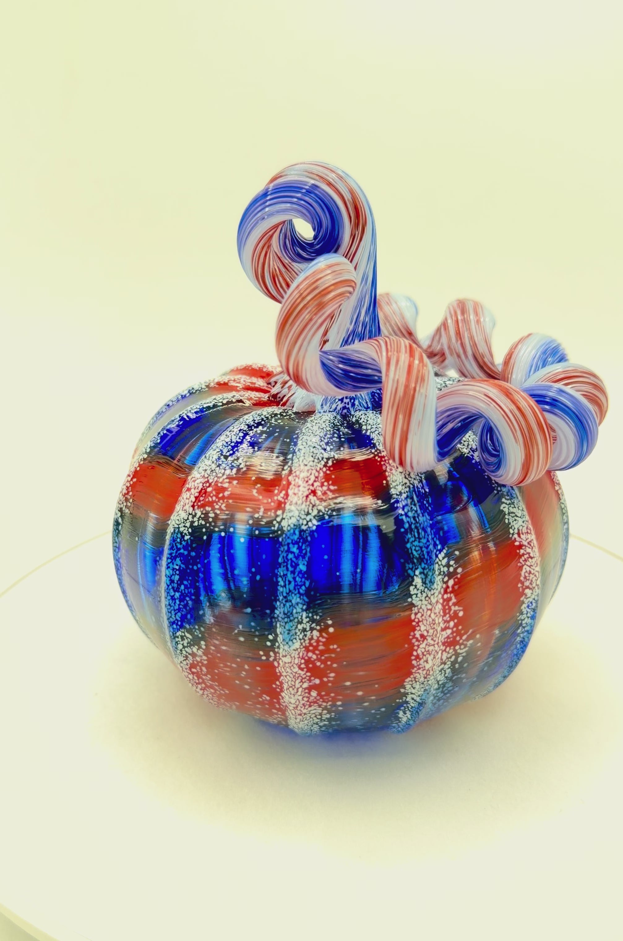 Hand Blown Patriotic Glass Pumpkin Sculpture – USA 250th